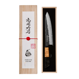 Ultra-Light Handmade Santoku Knife Made of 67-Layer Damascus Steel  YEBISU YAIBA Tsuki Santoku Knife