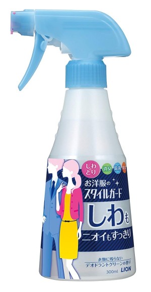 Spray to smooth the folds and eliminate the unpleasant smell of LION Clothes Style Spray Wrinkles and Odors
