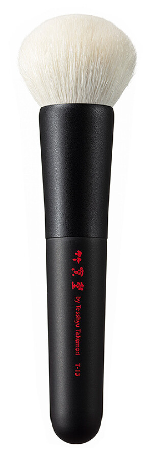 Chikuhodo Takumi T-13 Foundation Fan Brush
